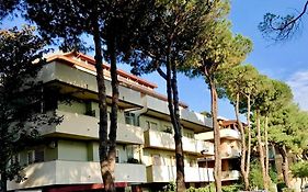 Large Apartment Close To The Beach And City Centre